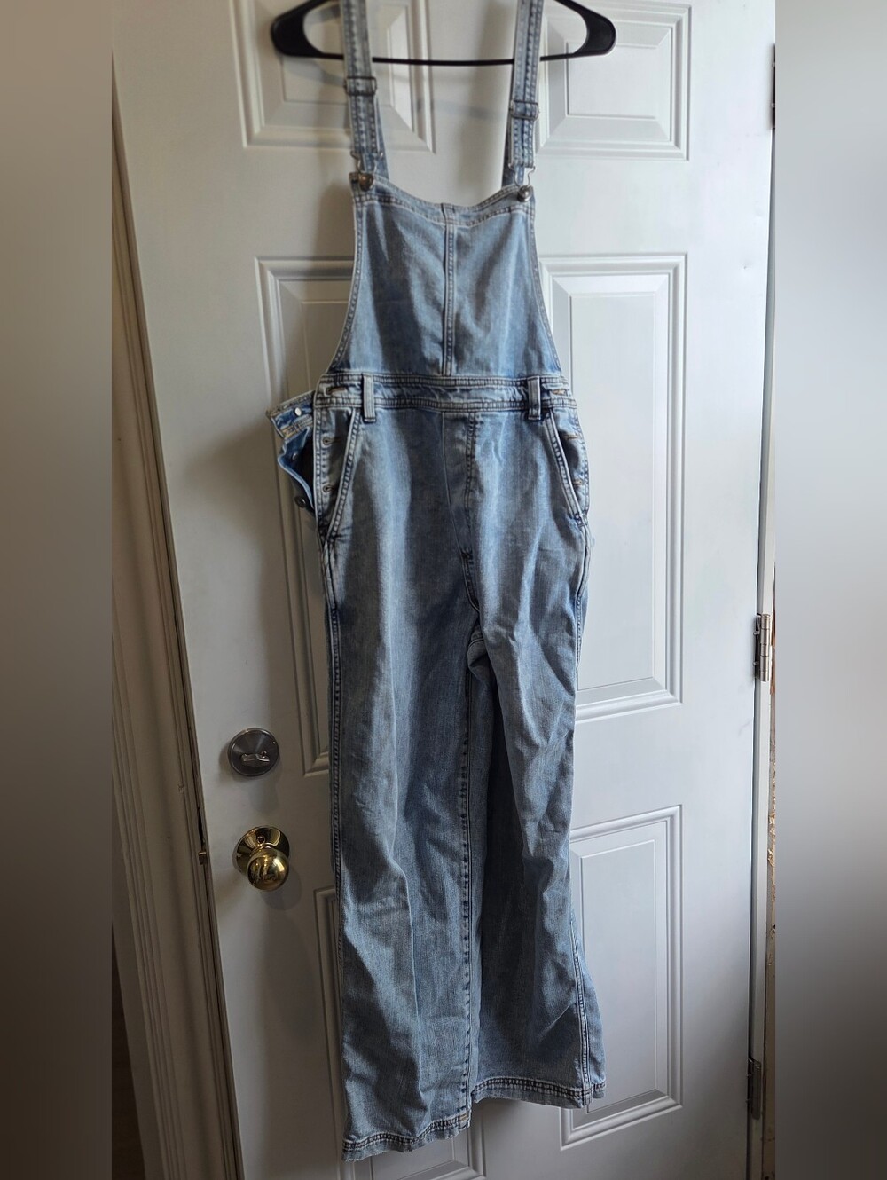 Aerie Light Wash Denim Overalls Size M